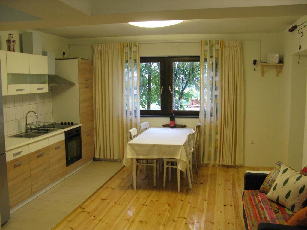 Apartments Eco Forest Resort Rakovica Zimmer foto